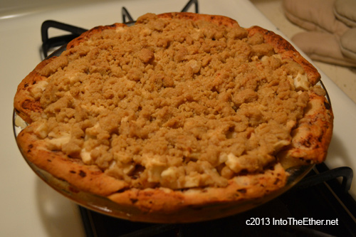 Cinnamon Roll Apple Pie and Tarts